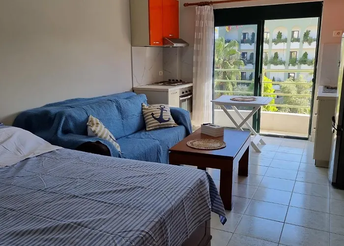 Flower Side Sea View Апартаменты