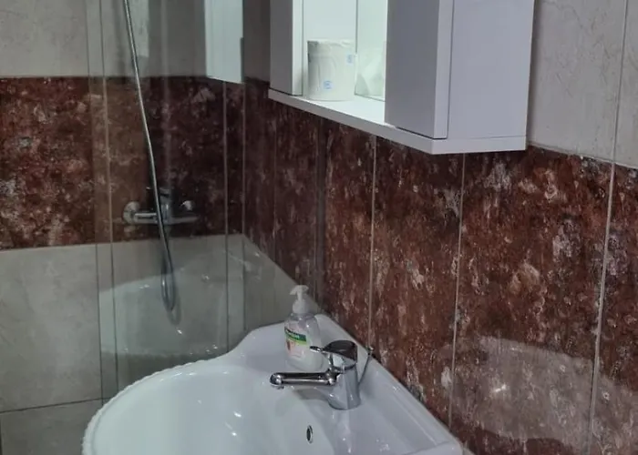 Flower Side Sea View غوليم