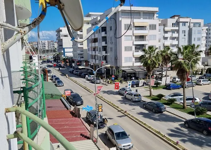 Flower Side Sea View Lägenhet